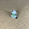 Panda s baťůžkem na zádech