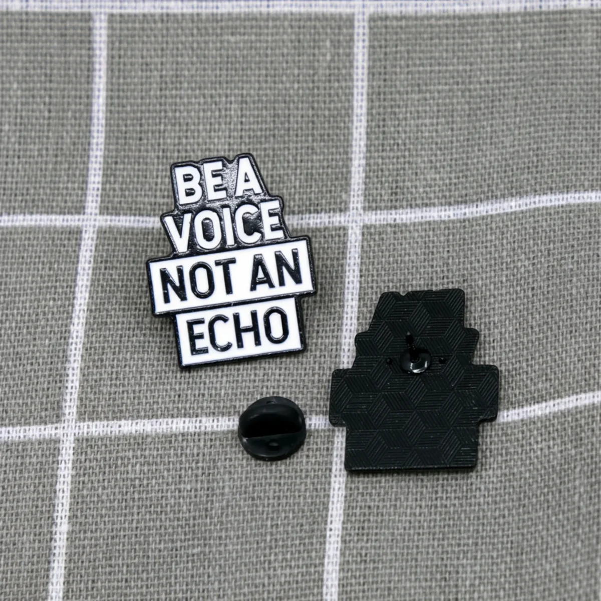 be-a-voice-not-an-echo-bud-hlasem-ne-ozvenou-2 Be a voice not an echo / Buď hlasem, ne ozvěnou