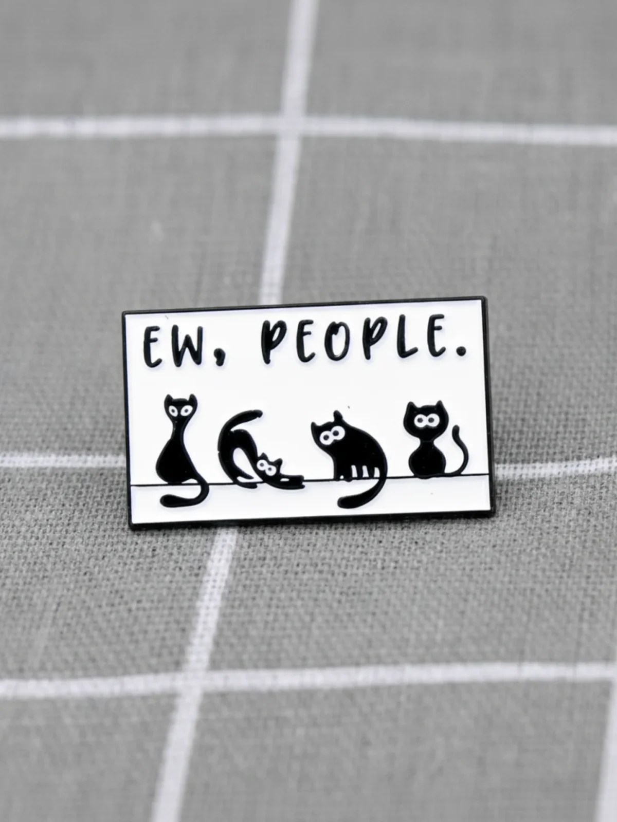 ctyri-kocicky-ew-people-fuj-lidi-1 Čtyři kočičky - Ew, people. / Fuj, lidi.
