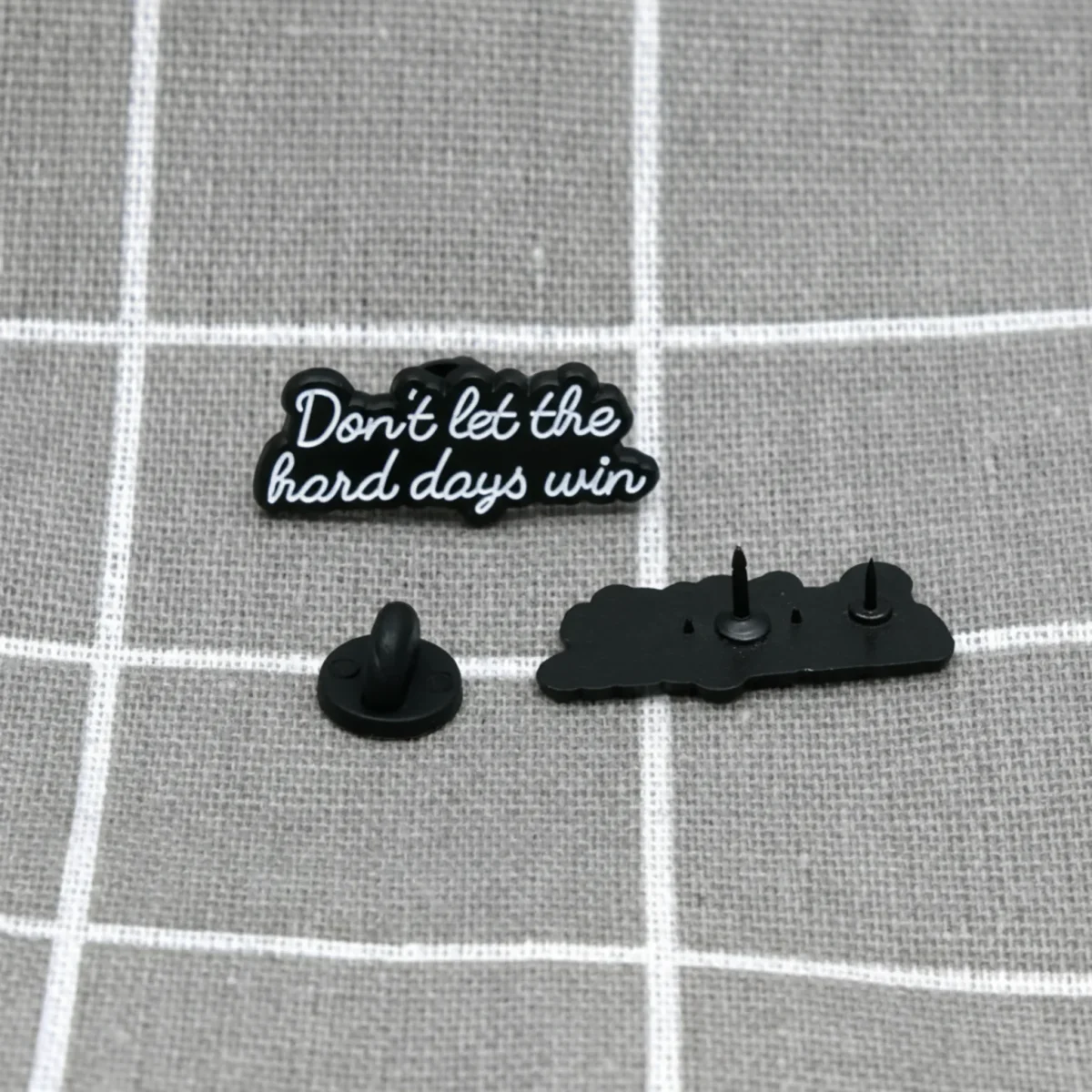 dont-let-the-hard-days-win-nenech-tezke-dny-zvitezit-2 Don't let the hard days win / Nenech těžké dny zvítězit