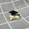 graduate-absolvent-1 Graduate / Absolvent
