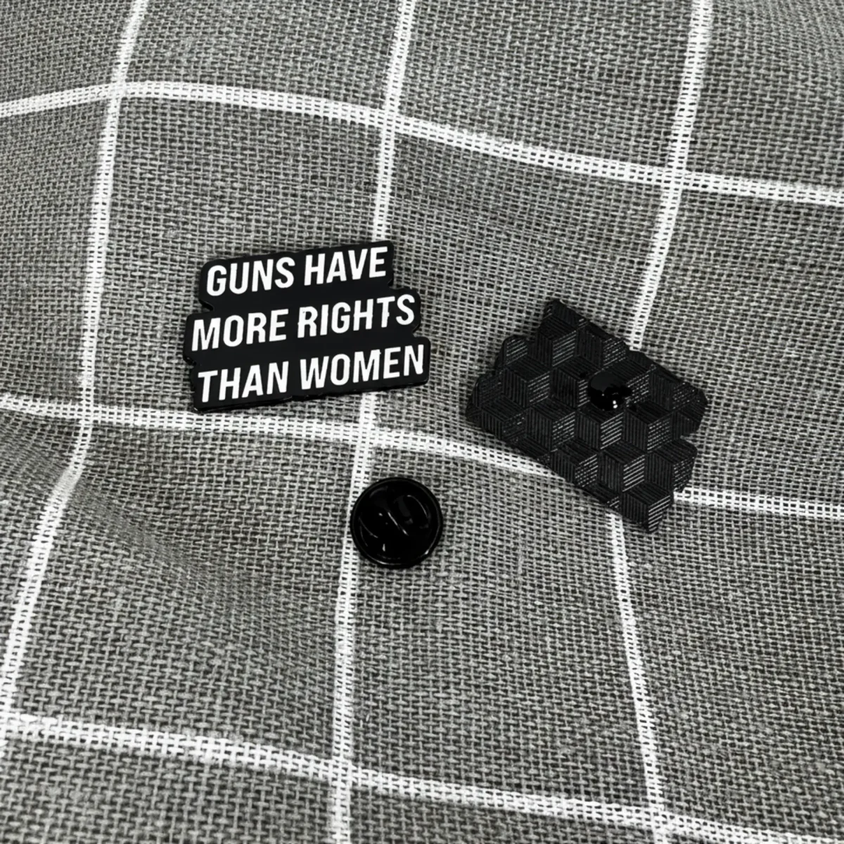 guns-have-more-rights-than-women-zbrane-maji-vice-prav-nez-zeny-2 Guns have more rights than women / Zbraně mají více práv než ženy