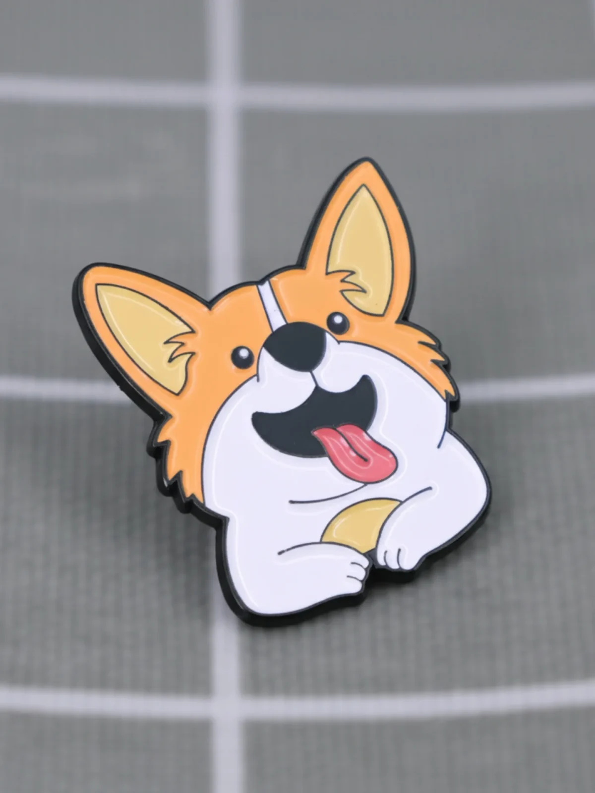 hnedobily-pejsek-corgi-s-vyplazenym-jazykem-1 Hnědobílý pejsek (Corgi) s vyplazeným jazykem