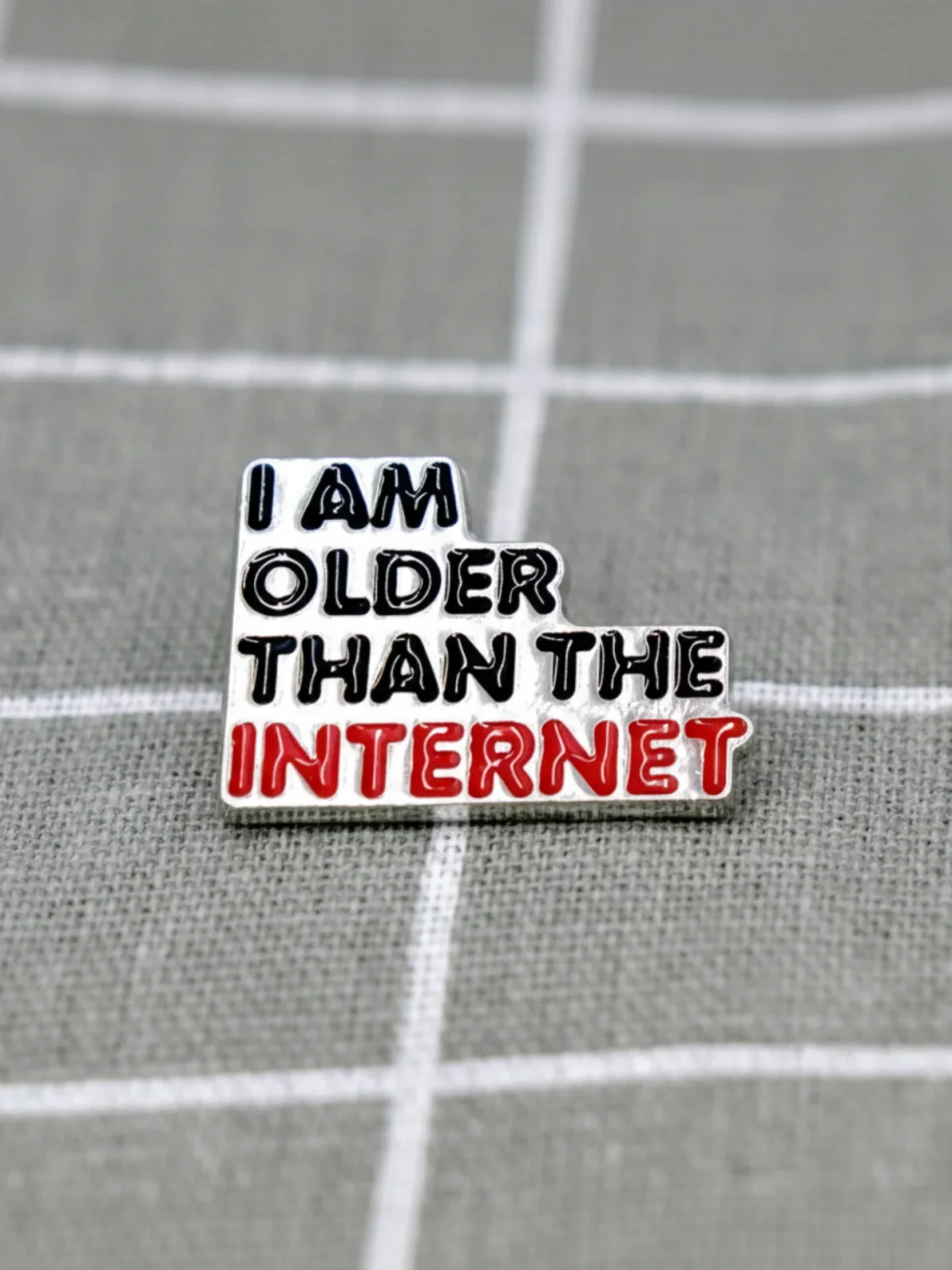 i-am-older-than-the-internet-jsem-starsi-nez-internet-stribrny-1 I am older than the internet / Jsem starší než internet - stříbrný