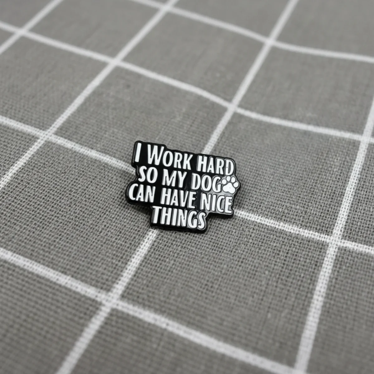 i-work-hard-so-my-dog-can-have-nice-things-pracuji-tvrde-aby-muj-pes-mohl-mit-hezke-veci-1 I work hard so my dog can have nice things / Pracuji tvrdě, aby můj pes mohl mít hezké věci