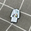 laboratorni-plast-s-kytickami-nasedively-1 Laboratorní plášť s kytičkami - našedivělý