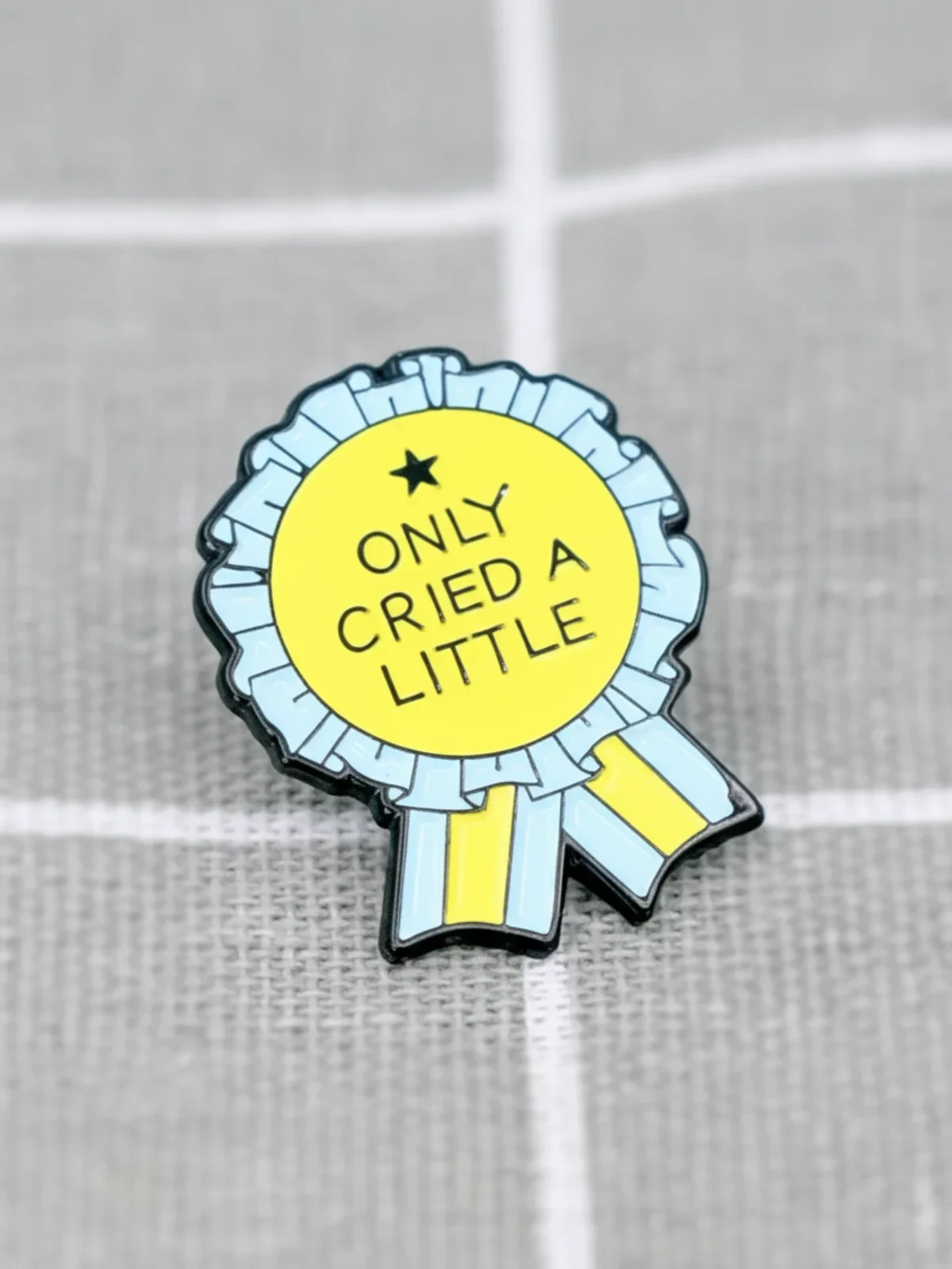 medaile-only-cried-a-little-brecela-jsem-jen-trochu-1 Medaile - Only cried a little / Brečel(a) jsem jen trochu