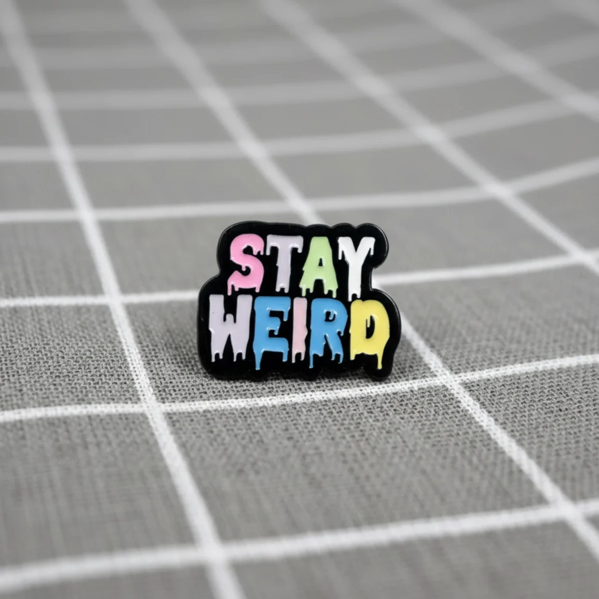 stay-weird-zustan-divnya-1 Stay weird / Zůstaň divný(á)