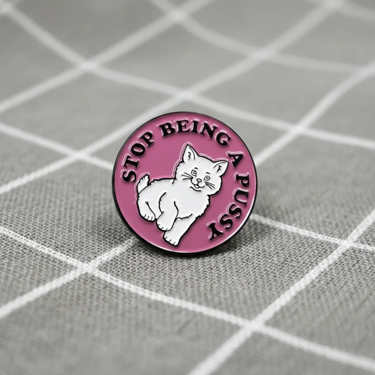 stop-being-a-pussy-prestan-byt-kotao-bila-kocicka-1 Stop being a pussy / Přestaň být koťa**o - bílá kočička