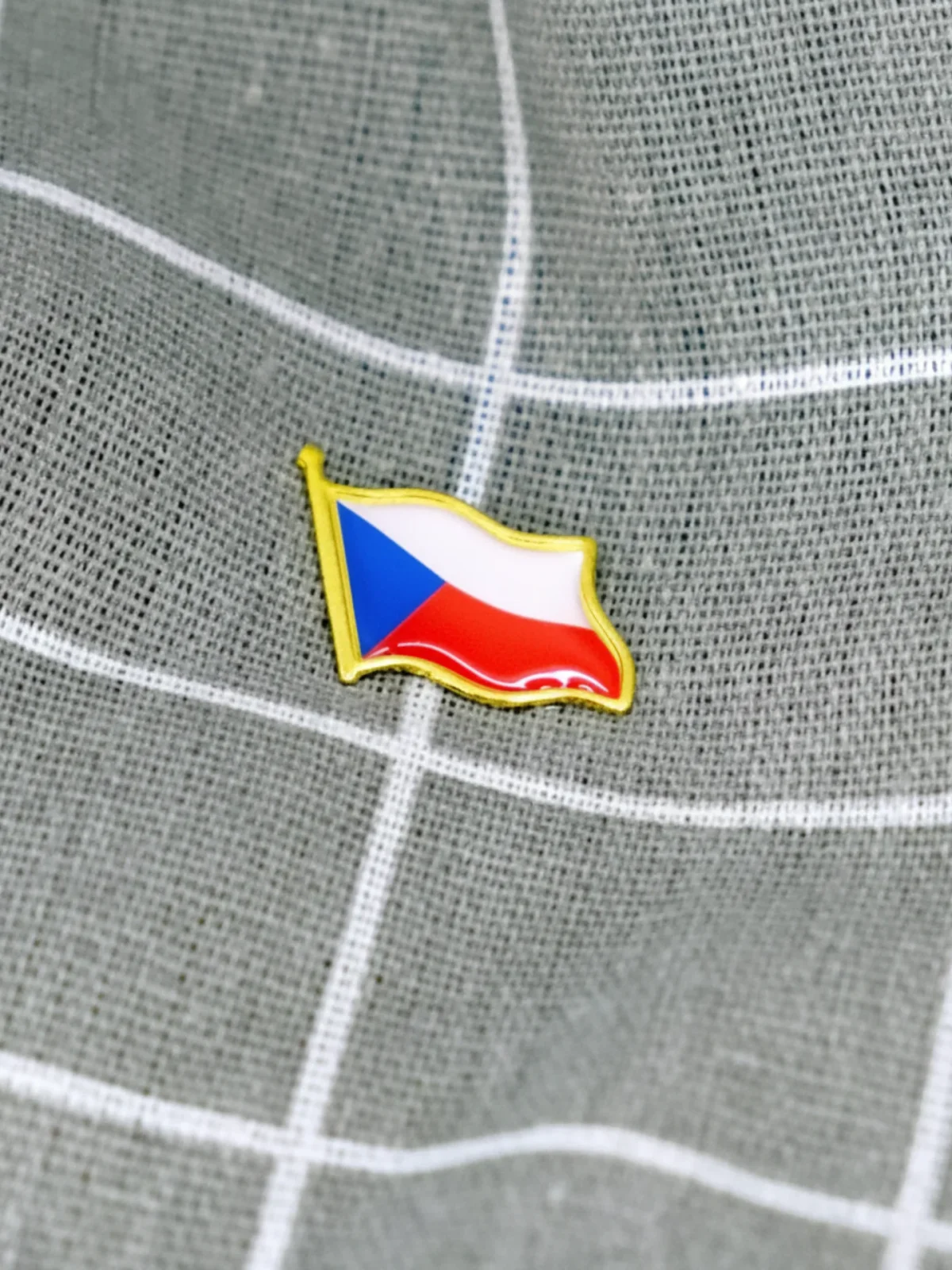 vlajka-ceske-republiky-se-zlatym-okrajem-1 Vlajka České republiky se zlatým okrajem