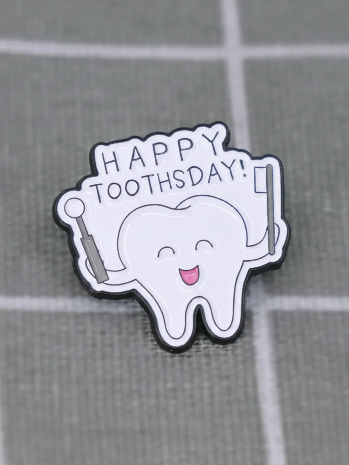 zub-s-kartackem-happy-toothsday-stastny-den-zubu-1 Zub s kartáčkem - Happy toothsday! / Šťastný den zubů!