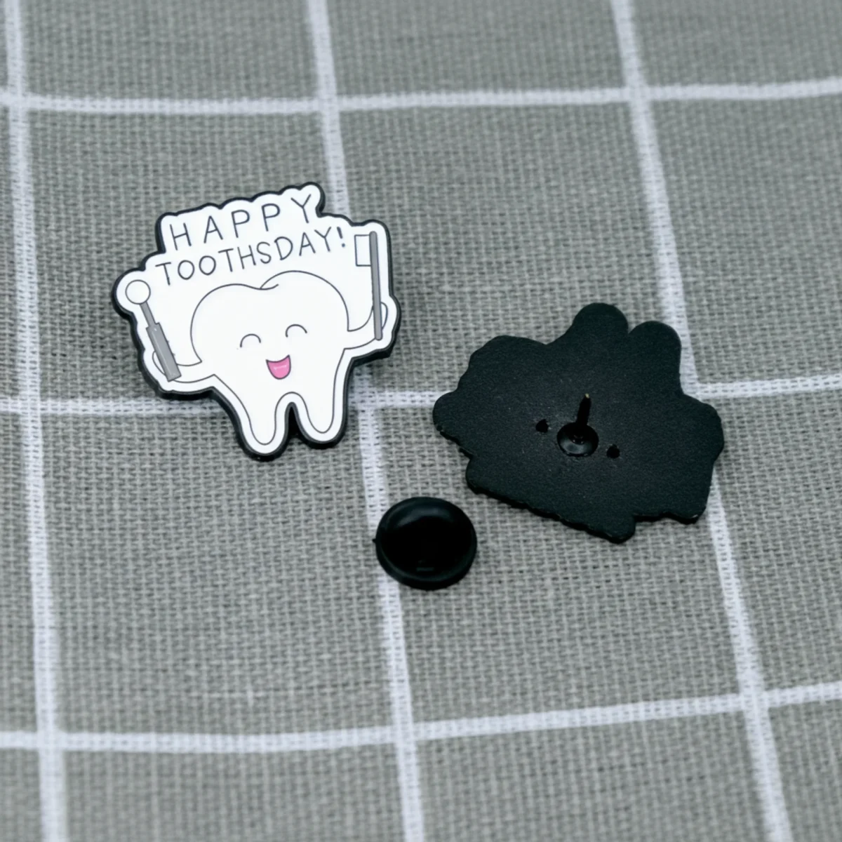 zub-s-kartackem-happy-toothsday-stastny-den-zubu-2 Zub s kartáčkem - Happy toothsday! / Šťastný den zubů!